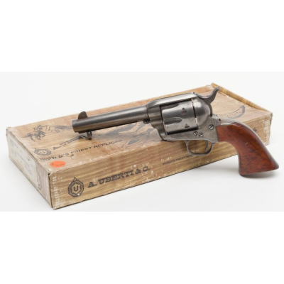 Revolver 44-40 Cattleman 1873 laton 4 3/4\" Uberti