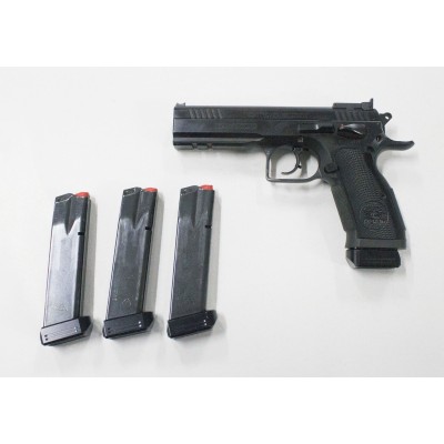 Pistola 9 stock III + equipo. Ocasion