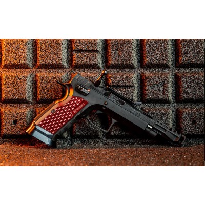 Pistola 9 S-02 Emiq con visor KMR