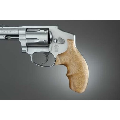 Cacha madera clara dedos marcados revólver SW armazón J redondo HOGUE